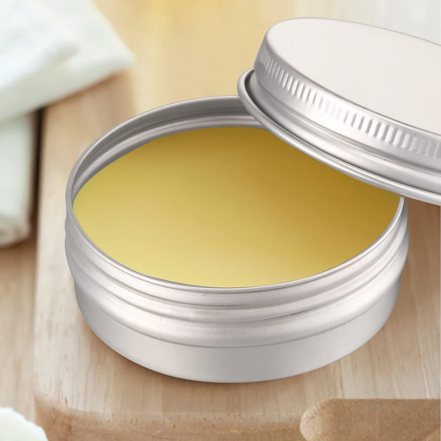 Chumia 144 Pcs Metal Round Tins Portable Aluminum Cans Containers Small Candle Empty Containers with Screw Lids Metal Tin for Christmas Cream Spices Candles, 3 Size(Silver)