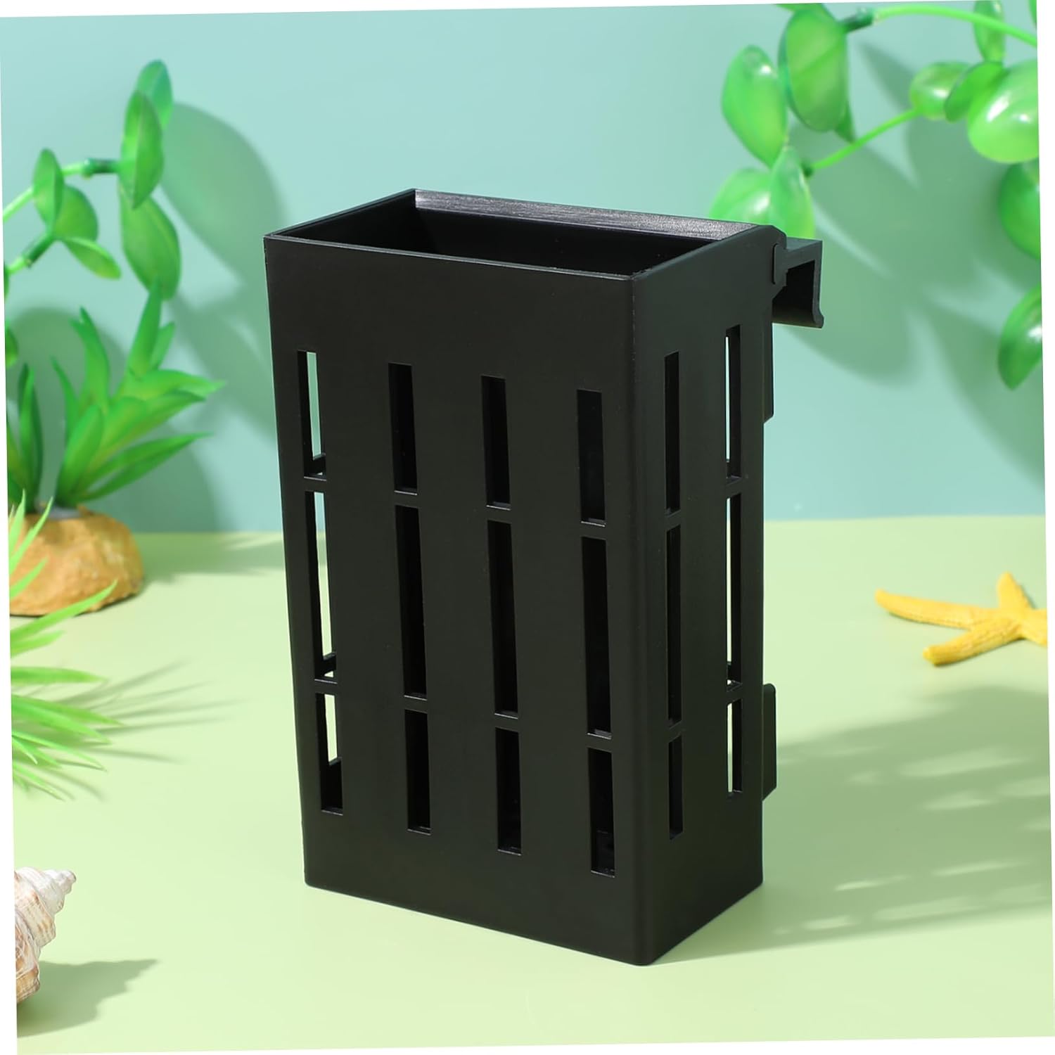 VOSAREA 4PCS Hanging Aquarium Plant Holder Aquatic Plants Fish Tank Plants Pot for Fish Shrimp Plant Cultivation (10 Hooks)