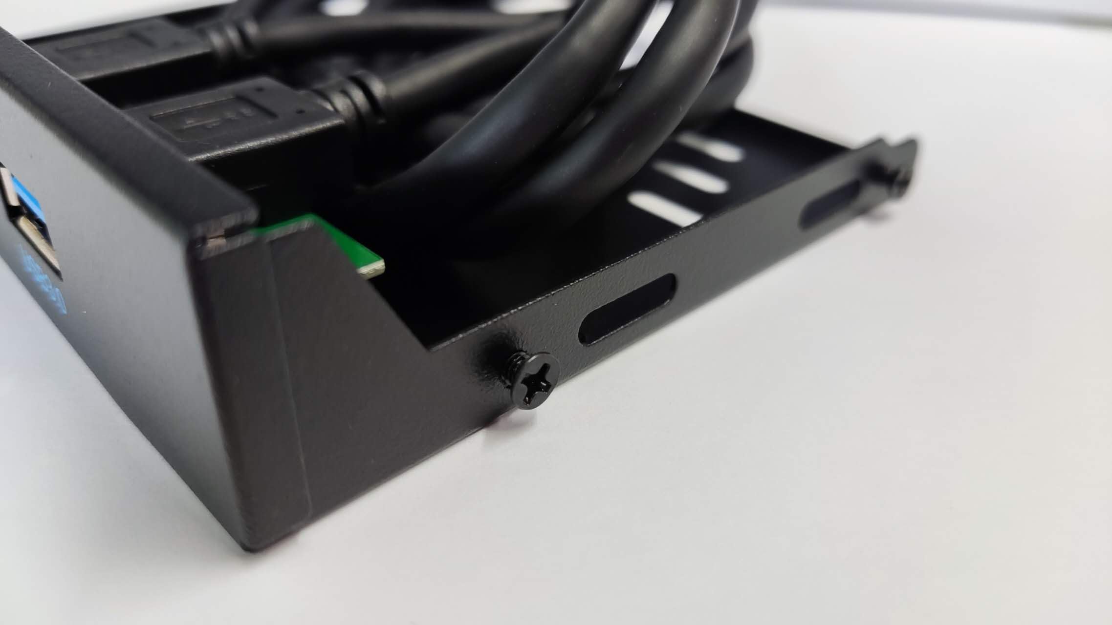Amazon.co.jp: Cyberplugs USB3.0コネクタパネル 3.5インチベイ用