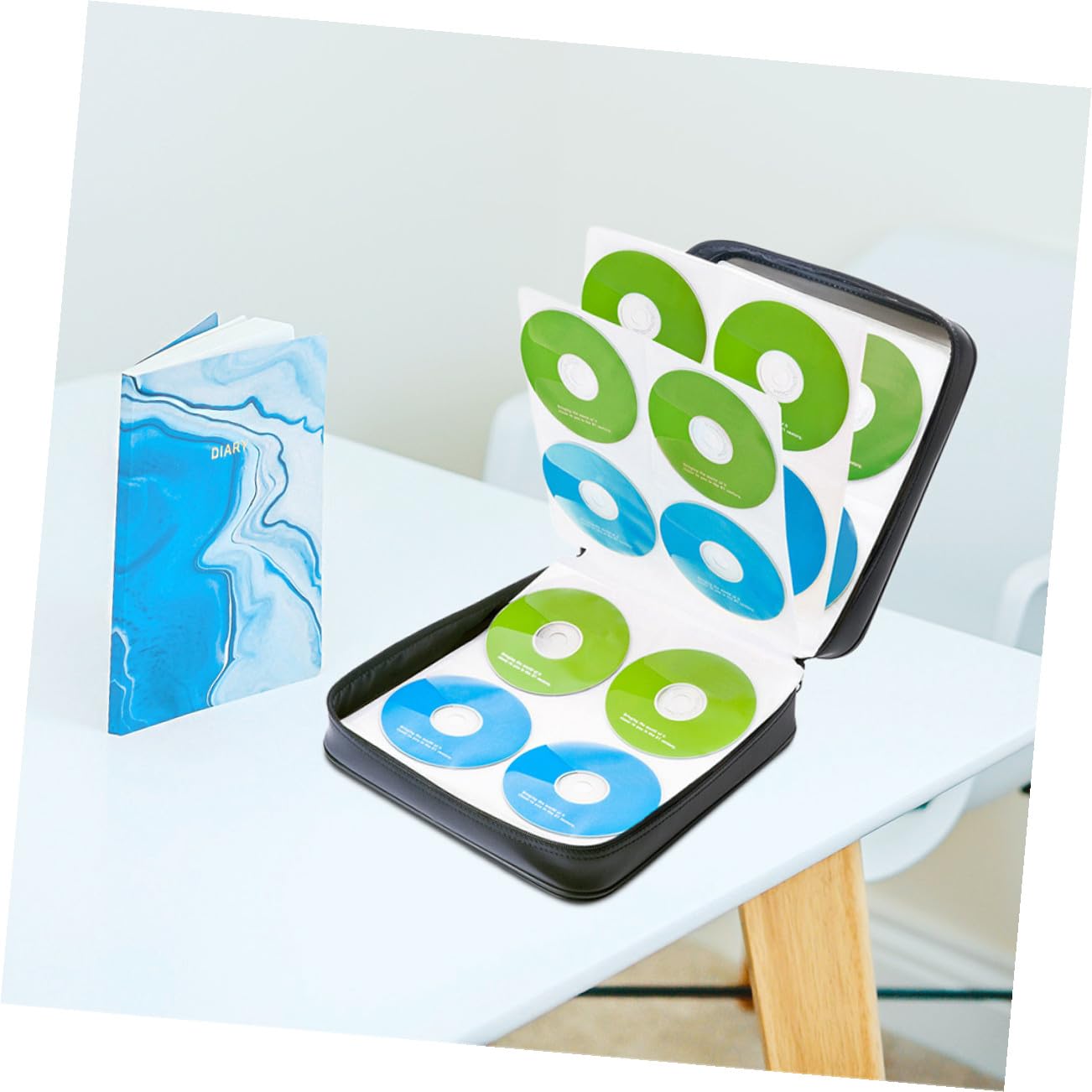 POPETPOP Custodia DVD rigida con chiusura e manico organizer resistente per CD e DVD protezione antiurto e antigraffio custodia portatile per viaggio e uso quotidiano