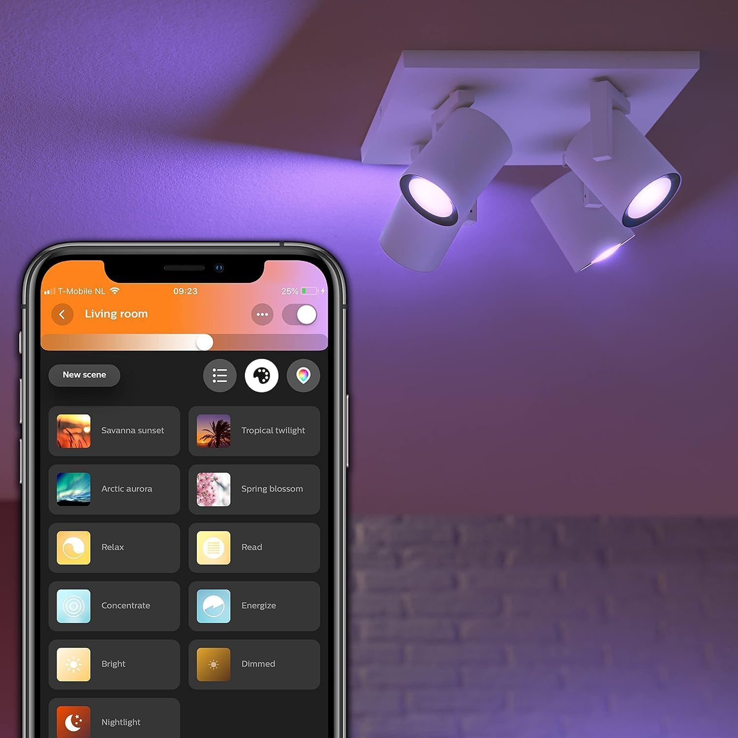 Philips Hue Argenta, Faretto LED da soffitto, Bianco, Confezione da 4 | Dimmerabile, 16 milioni di colori, Smart Home, Controllo vocale via app, Lampadina GU10 inclusa