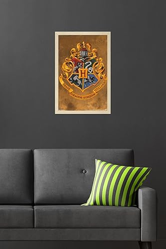 Vista 79 de Trends International Póster de pared Harry Potter Hogwarts Crest, 22.375 x 34 Versión con marco negro