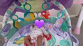 Review Image by Laé Laé