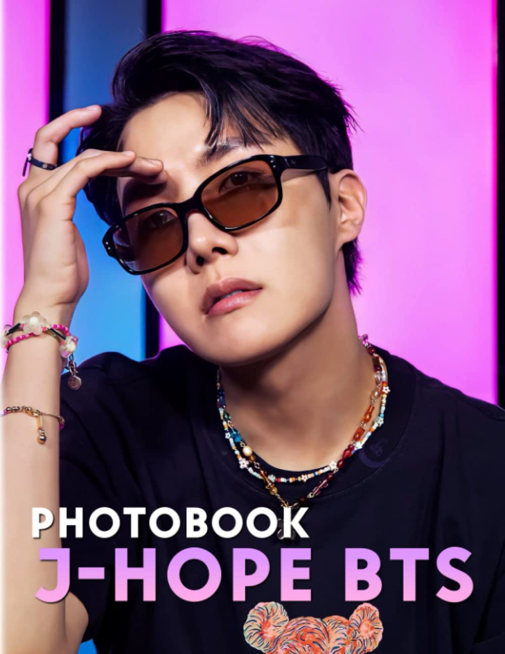 J-Hσpє вts Photo Book: Relax And Have Fun With Your Favourite Idol With 40 Handsome J-Hσpє Photos Inside | Gifts For Army And Kpop Fans In The World