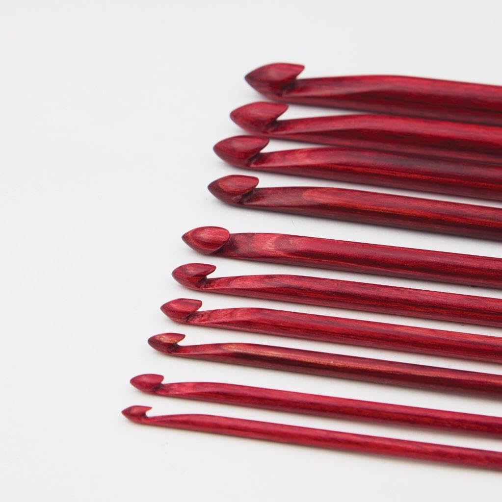 KnitPro Zestaw szydełek tunezyjskich/afgańskich – 10 gładkich drewnianych szydełek Amore, rozmiary 3–8 mm, szydełka jednostronne, 4 żyłki, 2 igły, nożyczki, szpilka do szala w zestawie