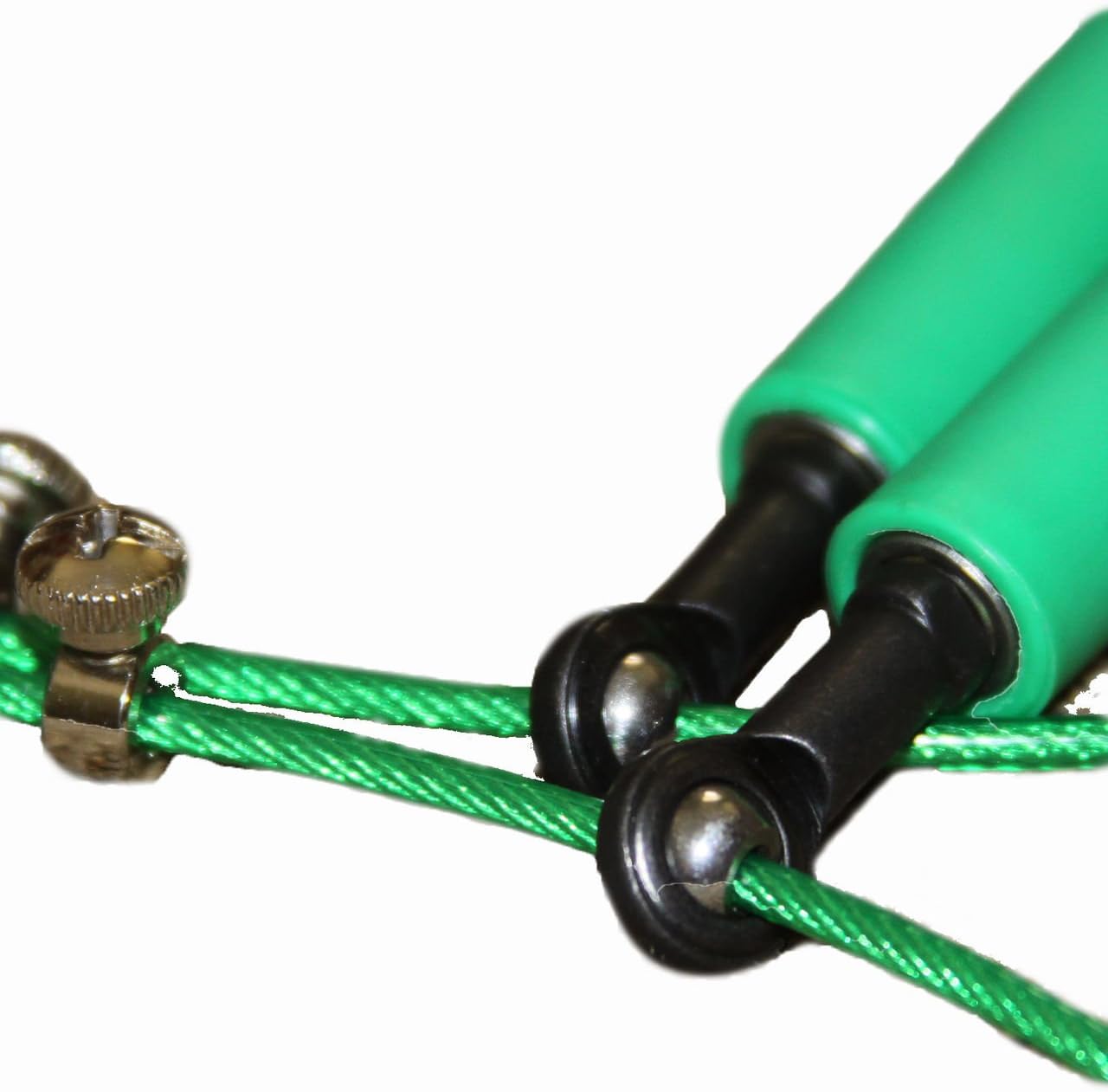 Speed Jump Rope with Super-Fast high-Grade Metal Bearings, Best for Boxing, MMA and Endurance Fitness Training with This Speed Cable Rope.
