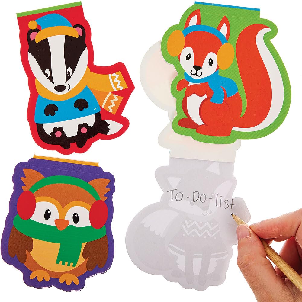 Baker Ross FN666 Winter Woodland Animals Notepads – Pack of 8, Christmas Stationery Sets, Party Bag Fillers