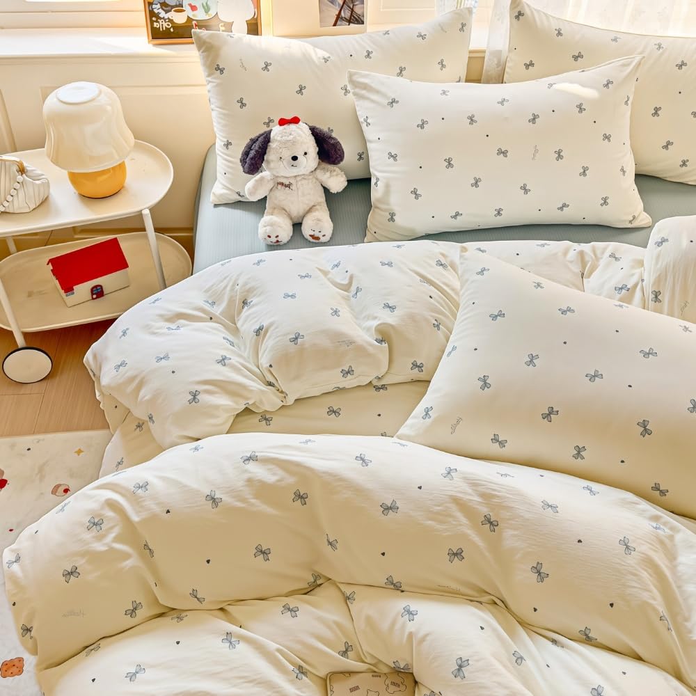 Michorinee King Size Duvet Cover Set Beige Blau Bow Tie Pattern Country Style Bedding Set with Zipper Closure Aesthetic Cute Soft 110g/ใก Washed Microfibre Girls Quilt Cover with 2 Pillowcases 50x75 cm โ image 1