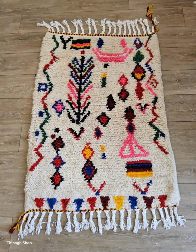 Générique Tapis berbère marocain Azilal 1,14 m x 0.84 m – Tapis Artisanal Fait Main – Laine Naturelle – Motifs Traditionnels – Pièce Unique