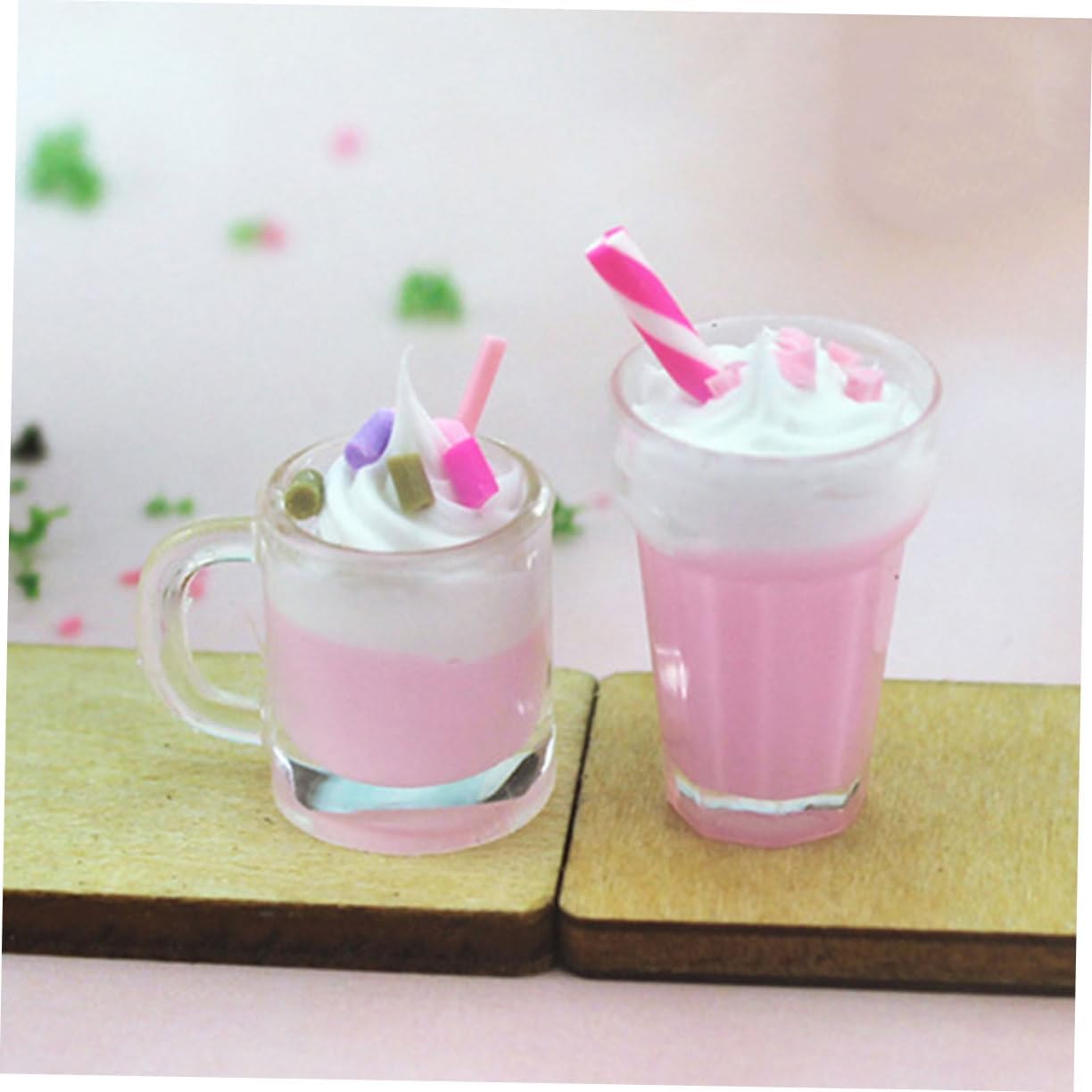 10pcs Miniature Dollhouse Ice Cream Realistic Strawberry Milkshake Models Dollhouse Accessories for Creative Play Scale Miniature Food Decoration