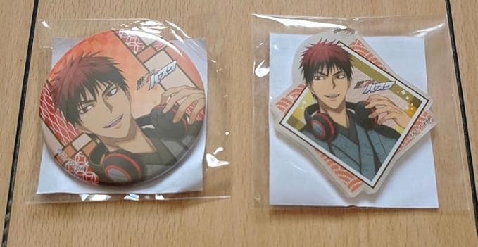 Amazon 黒子のバスケ キャラポップストア 抽選くじ アクスト 缶バッチ 火神 2個セット アイドル 芸能人グッズ 通販