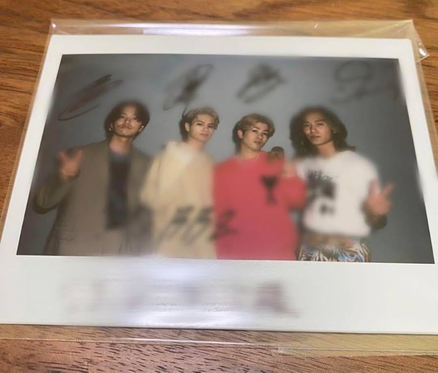 Amazon.co.jp: BALLISTIKBOYZ バリ サイン入りチェキ : Toys & Games