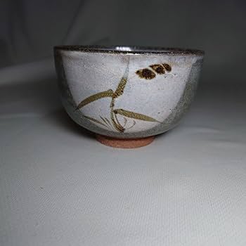 Amazon.co.jp: 絵唐津風茶碗 窯印あり 唐津焼？ : ホーム＆キッチン