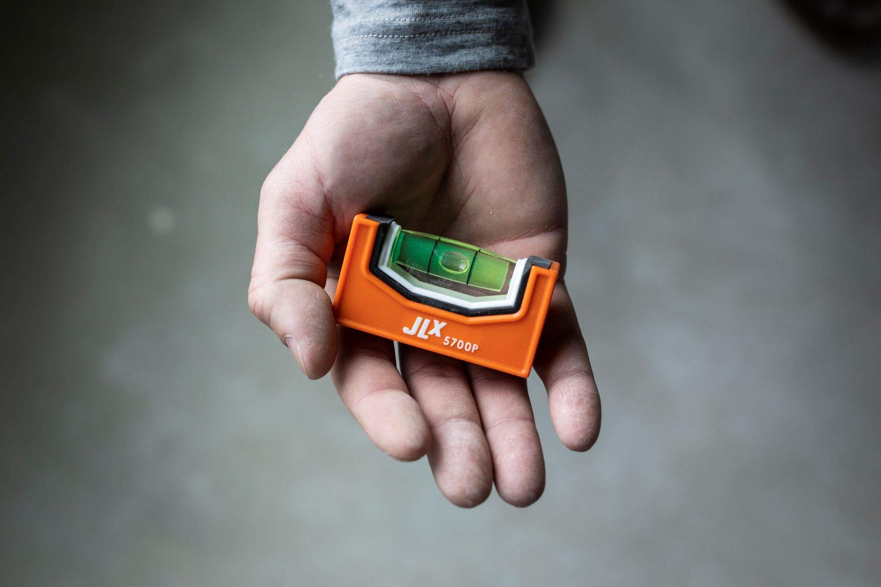 Johnson 5700P Magnetic Pocket Level - Orange -6