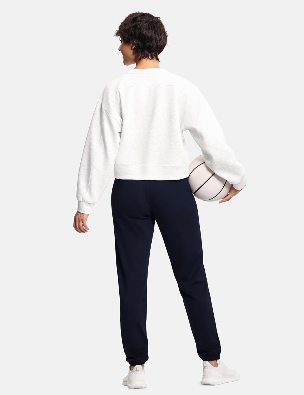THE GYM PEOPLE Women's Crewneck Cropped Pullover Sweatshirt Cute Basic Long Sleeves Workout Tops - Image 5