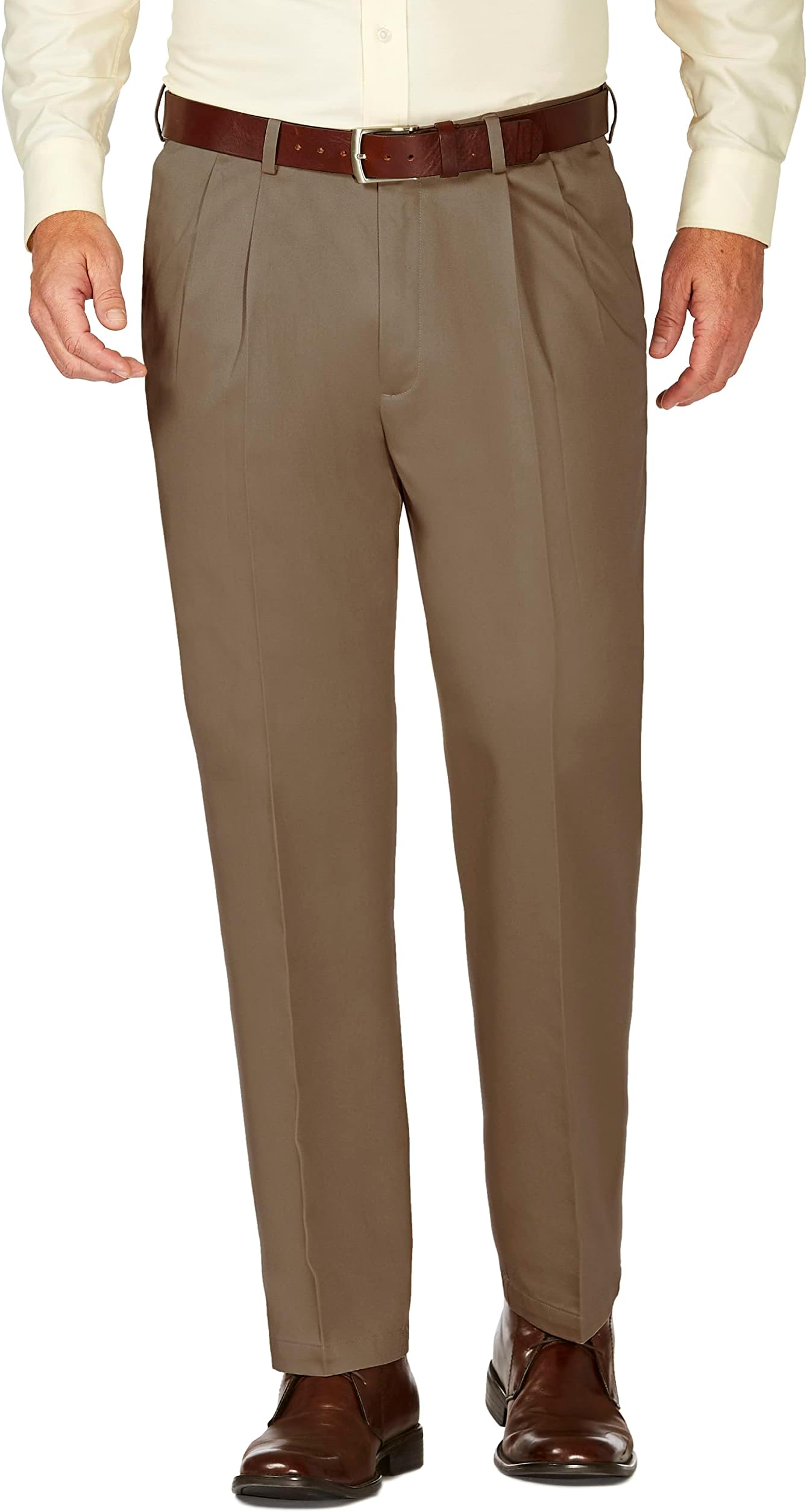 Men's Work to Weekend Khaki Classic Fit No Iron Hidden Expandable Waistband Pleated Front Pant