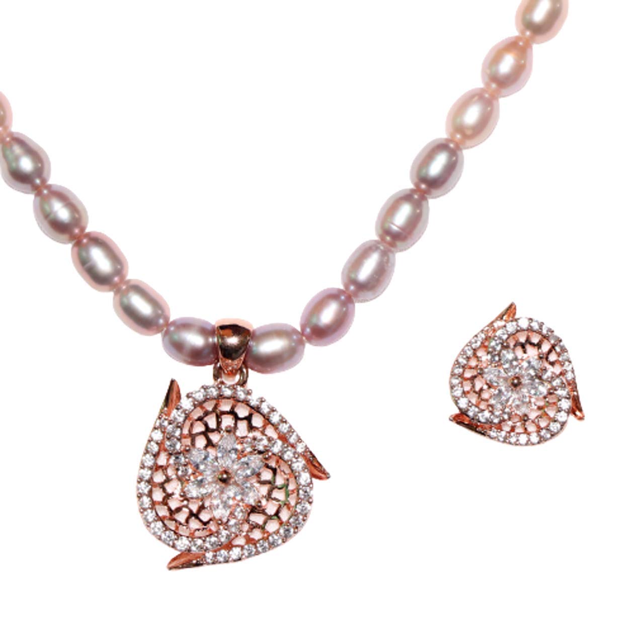 SapelsORIGINAL FRESHWATER PEARL WITH PENDANT AND EAR RING SET