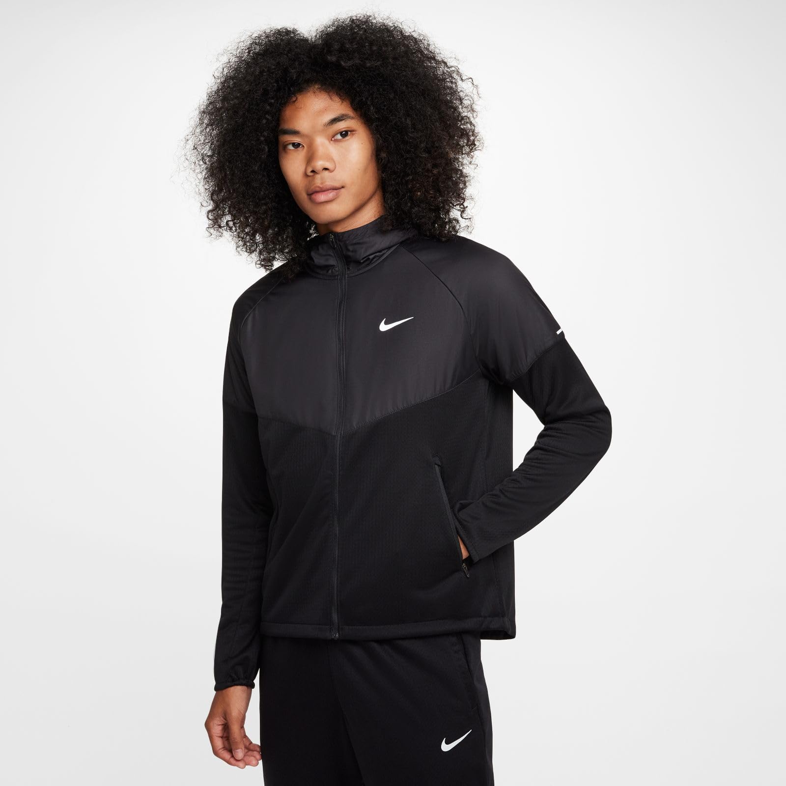 NIKE Kurtka do biegania Mężczyźni Nike Sphere Miler Wasserabweisende Therma-fit Laufjacke Für Herren