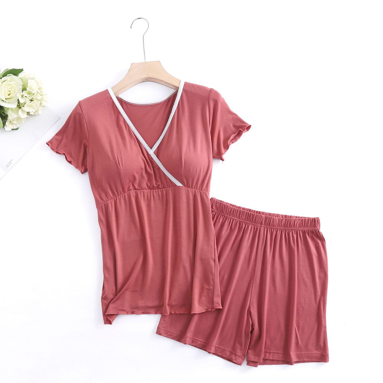 Ensemble de pyjama de maternité pour femme enceinte, doux et confortable, col en V, manches courtes, haut d'allaitement avec coussinets et short à taille élastique, 2 pièces, vêtements de