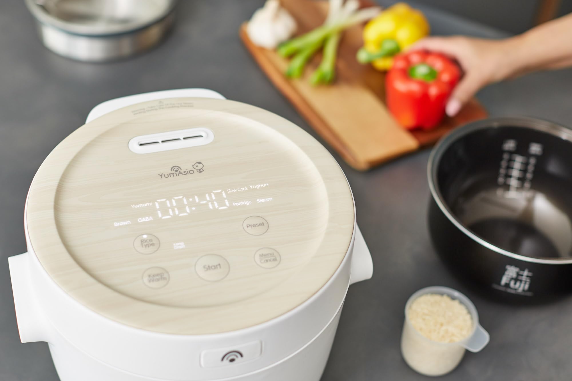 Yum Asia Fuji Cuocere riso con riscaldamento a induzione (IH) e ciotola in ceramica (5 tazze, 1,0 litri), 7 funzioni di cottura del riso, 5 funzioni multicooker, indicatore LED, 220-240 V