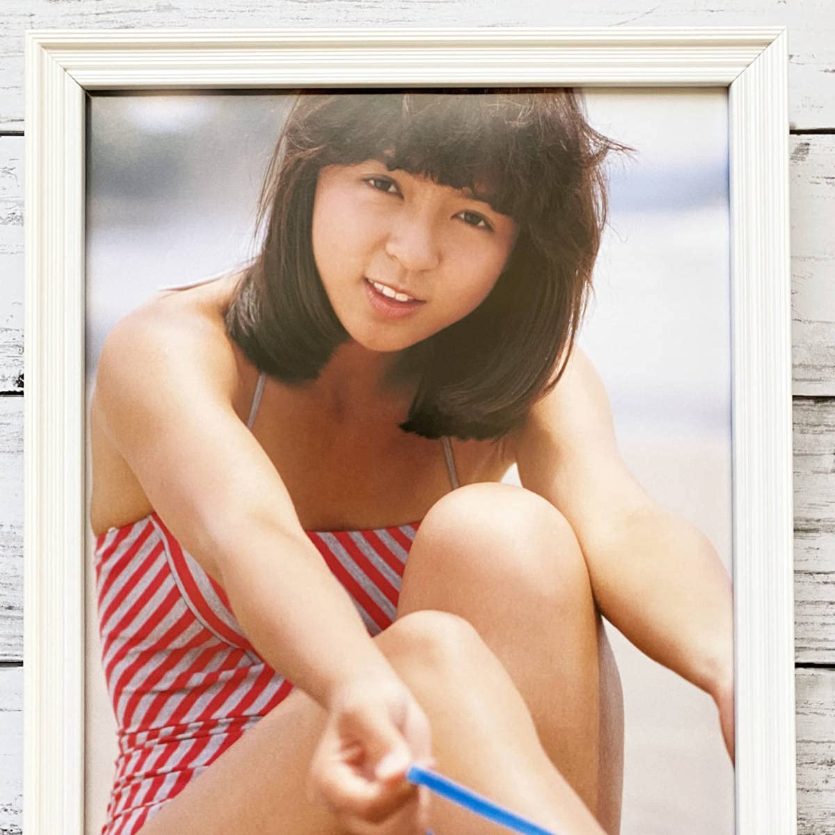 Amazon.co.jp: 額装品いとうまい子 伊藤麻衣子 水着アイドル若い頃