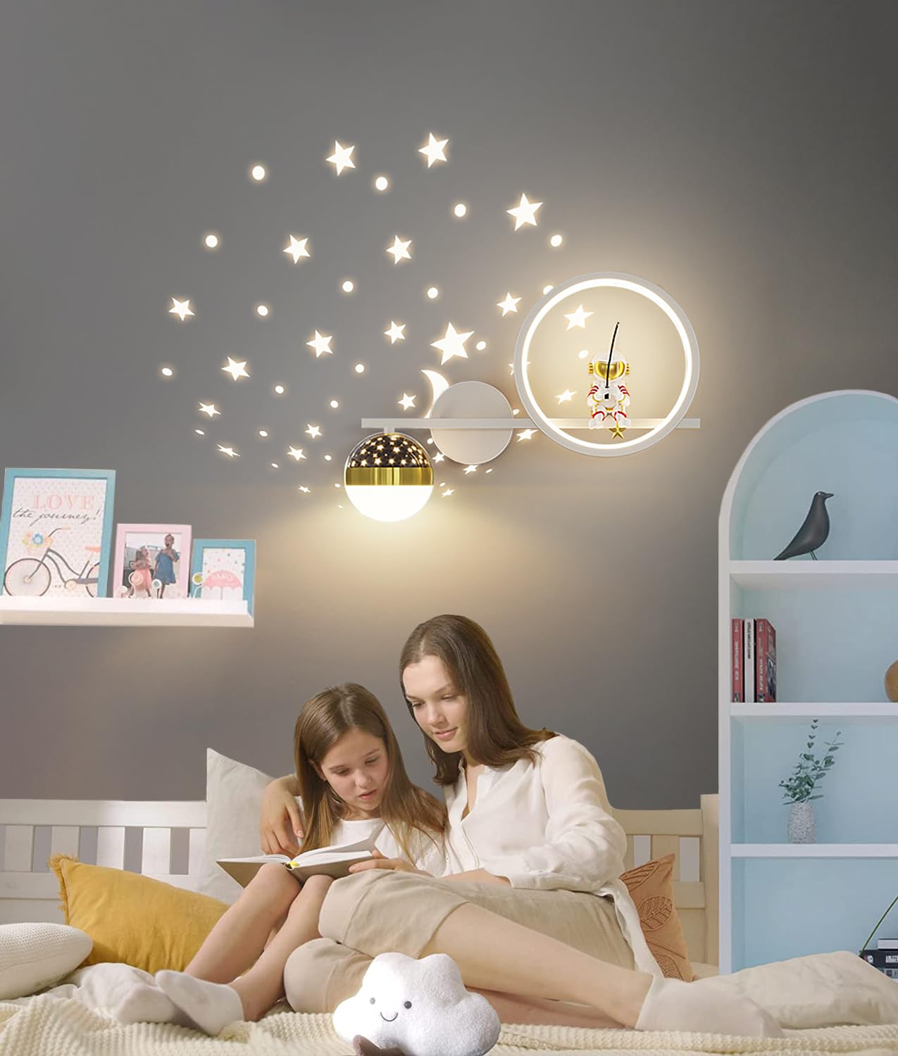 Applique da Parete LED per Bambini Moderna Dimmerabile lampade da comodino Astronauta Spaziale Luce a Muro Interni per Vivaio Stanza Bambin Cameretta camera da letto comodino Soggiorno illuminazione