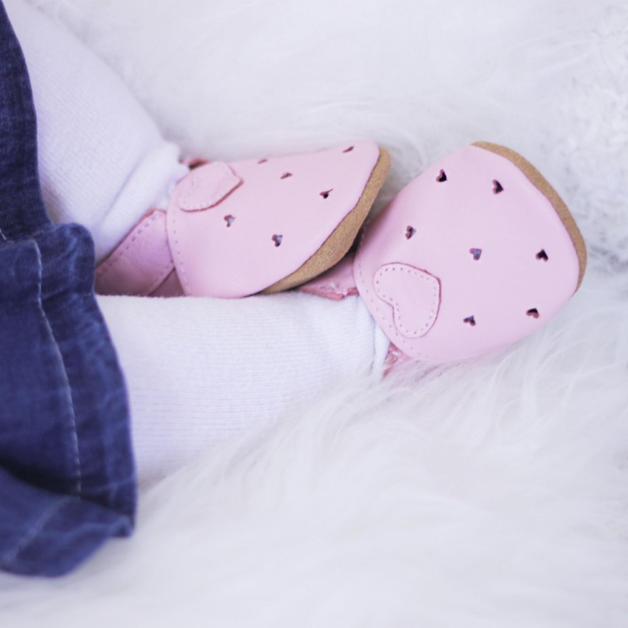 Dotty Fish Chaussures Bébé et Enfant en Cuir Souple – Antidérapantes, Légères et Respirantes, Semelle Souple pour Premiers Pas, Unisexe 0-5 Ans, Marque Britannique - 2