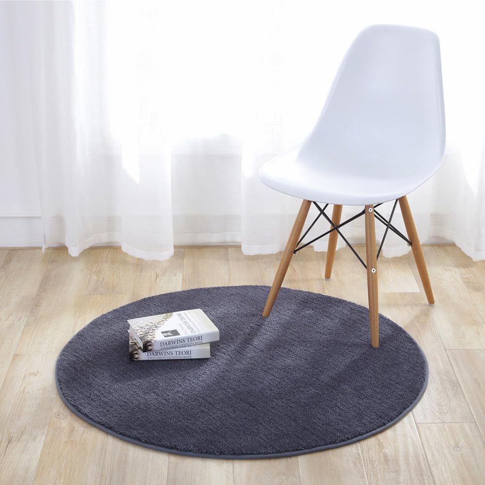 Tapis rond confortable pour sol froid et salon moderne sans chaleur