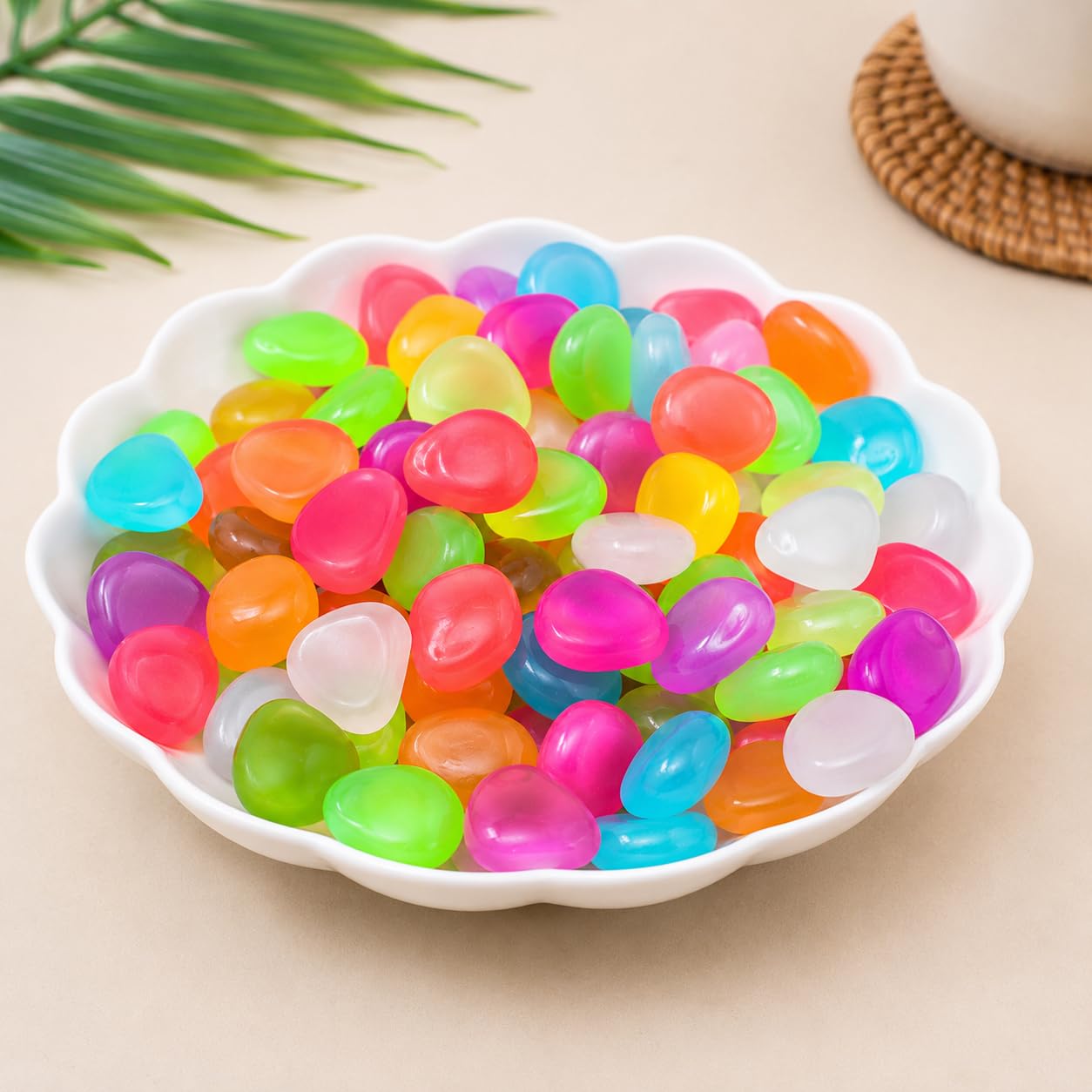 Glow in the Dark Pebbles, Multicolour Radium Glossy Decorative Stones for Aquarium, Vase, Garden, 200 Pieces-image-6