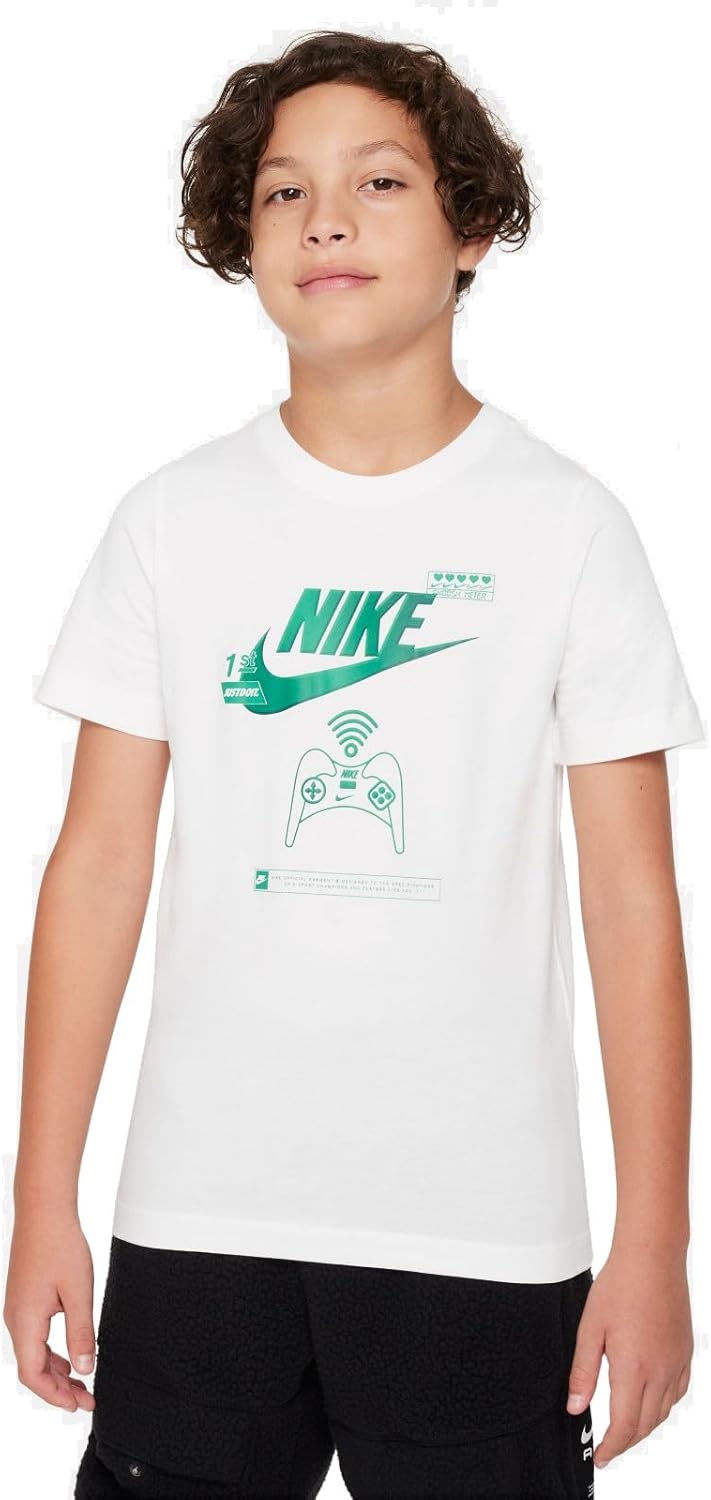 Nike Sportswear Big Kids Boys’ Short Sleeve T-Shirt Nike Sportswear Big Kids Boys’ Short Sleeve T-Shirt