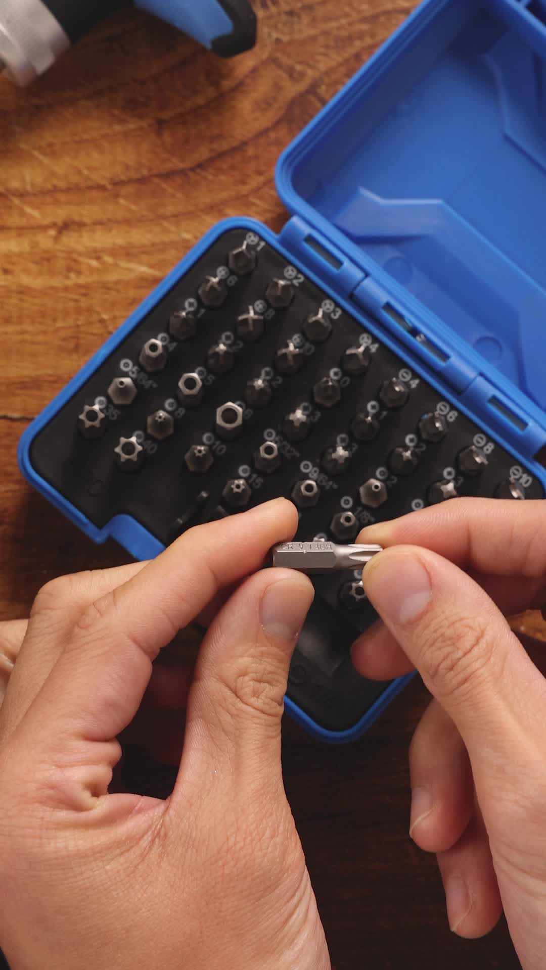 Juego De 43 Puntas De Destornillador Draper - 1/4", 25 Mm, De Acero Al Cromo Vanadio, En Caja Resistente