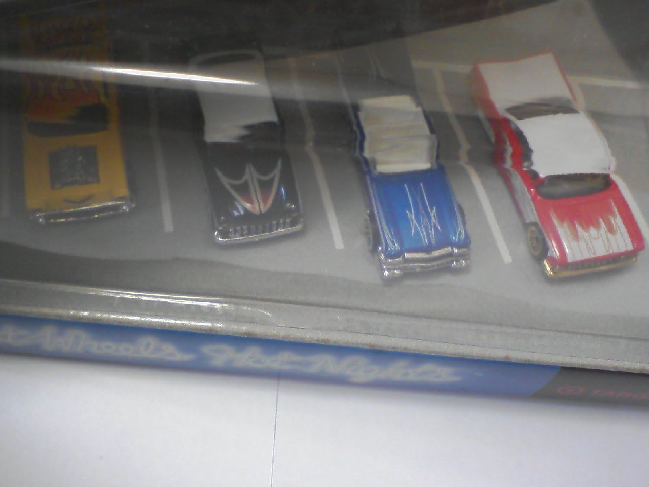HOT WHEELS DRIVE IN HOT NIGHTS VEHICLE COLLECTION