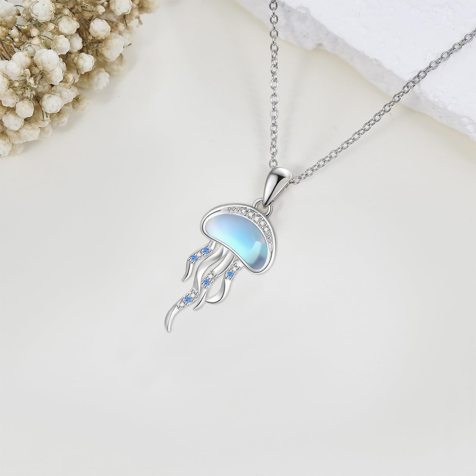 URONE Collar de medusa de plata de ley 925 con colgante de piedra lunar, collar de playa y océano, joyería de regalo para mujeres y niñas, Plata esterlina, No es una piedra preciosa