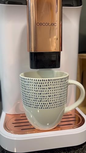 Cecotec Cafetière italienne Cumbia Mokclassic 1200 Black, 600ml, Aluminium, Capacité pour 12 tasses de café de couleur noire, adaptée à tous cuisinières et facile à nettoyer, compatible lave-vaisselle