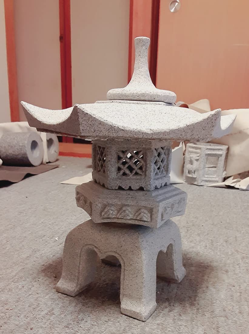 Amazon.co.jp: 【小さな雪見灯篭】岡崎型 御影石 高さ約38cm 傘サイズ