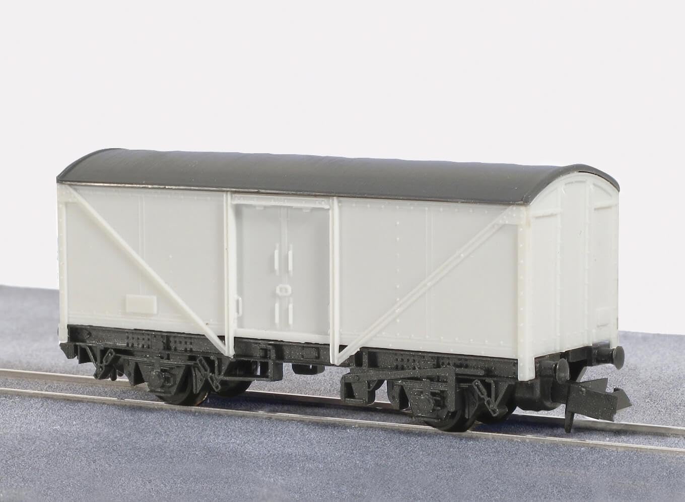 Peco KNR-9 Kit Van Parcels & Fish