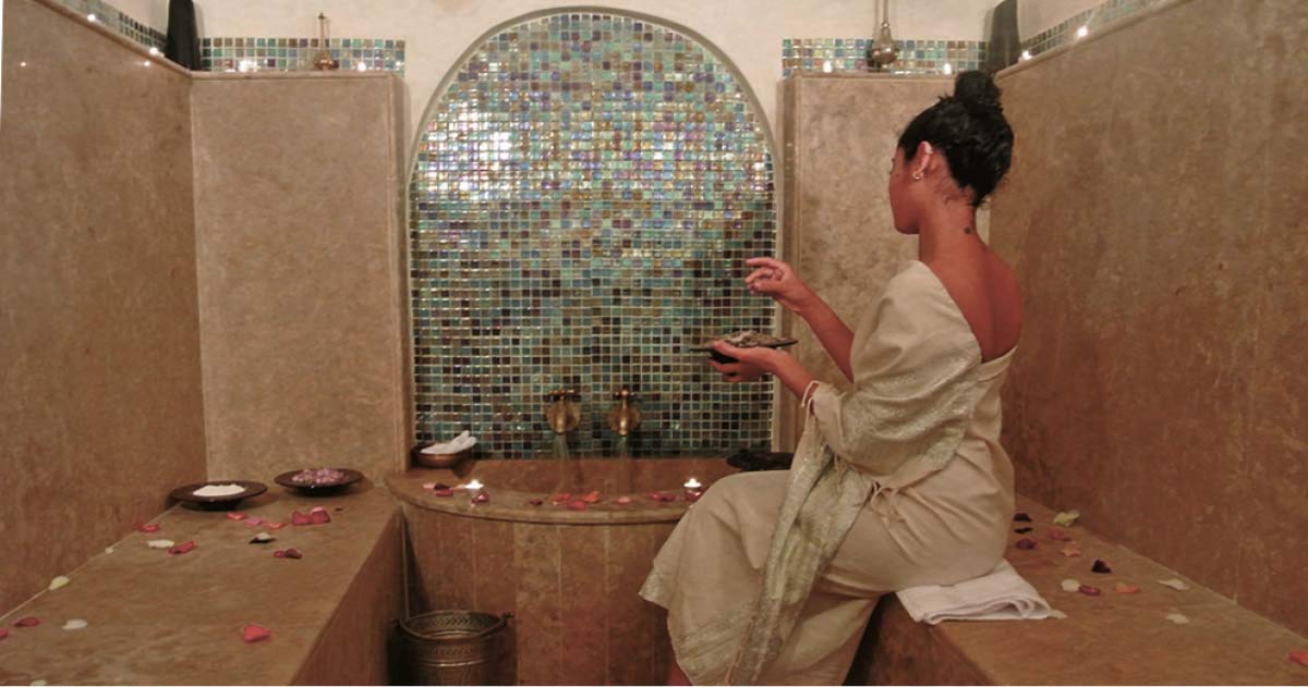 Savon Noir Gommage 470g + Gant Kessa OFFERT, à l'huile d'olive 100% NATUREL, HAMMAM ET SPA, TRADITIONNEL 100% PUR à l'huile d'olive - de la marque MAROC GLAM