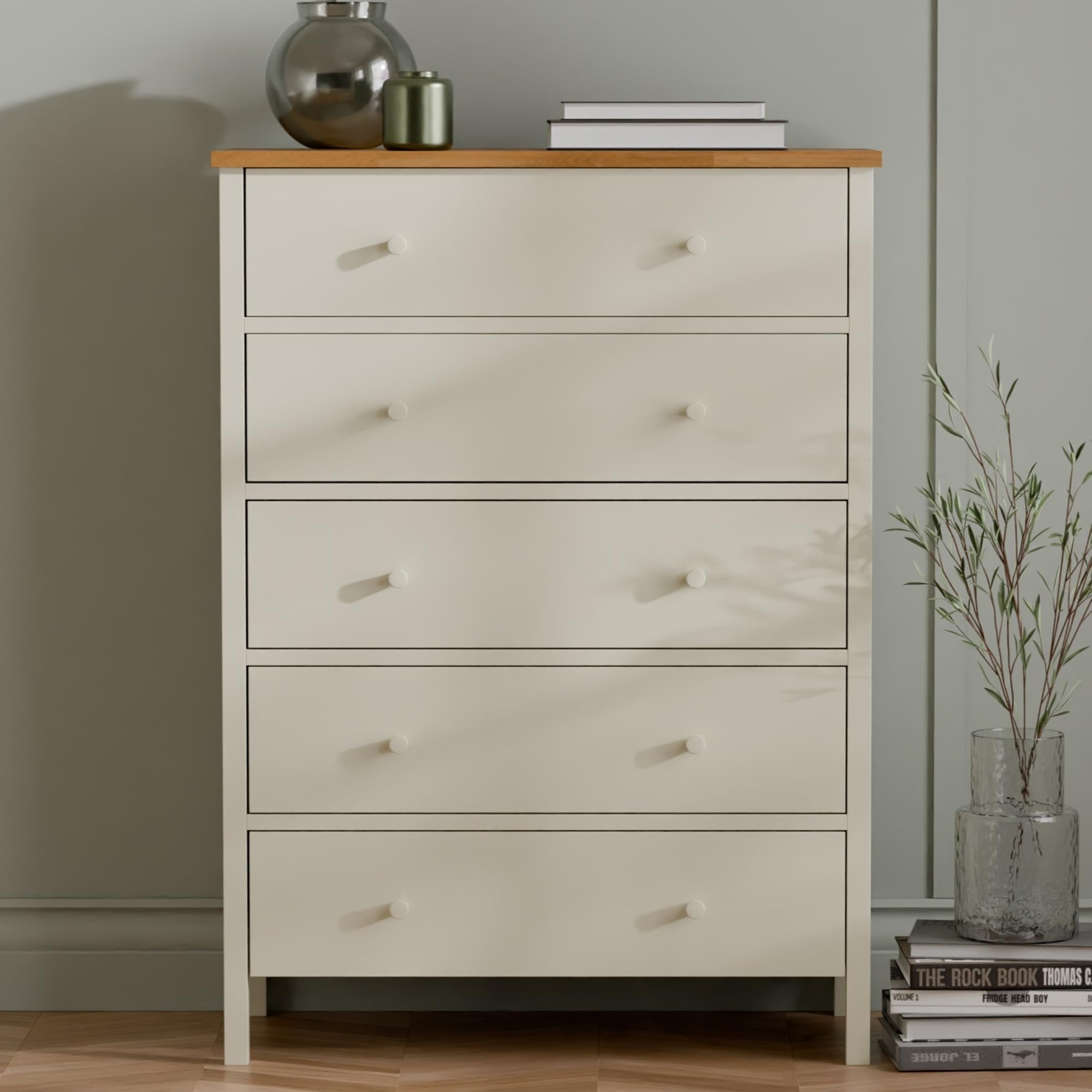 Julian Bowen Unisex Ivory Coxmoor Drawer Wide Chest In Size 5
