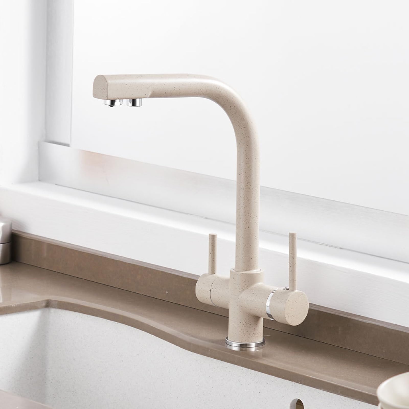 Fanjubei Double Handles Beige Kitchen 360-Degree Rotating Multifunctional Hot And Cold Water Purification Faucet