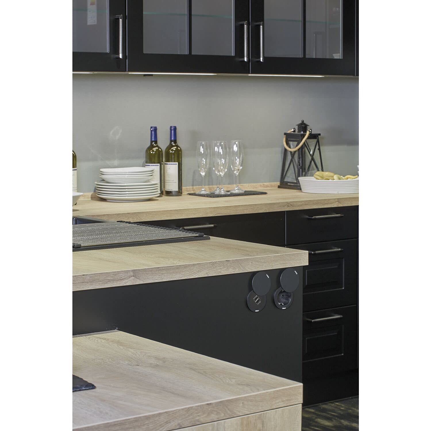 Evoline One - Presa da incasso con coperchio girevole, ø 59 mm, 230 V, plastica nera