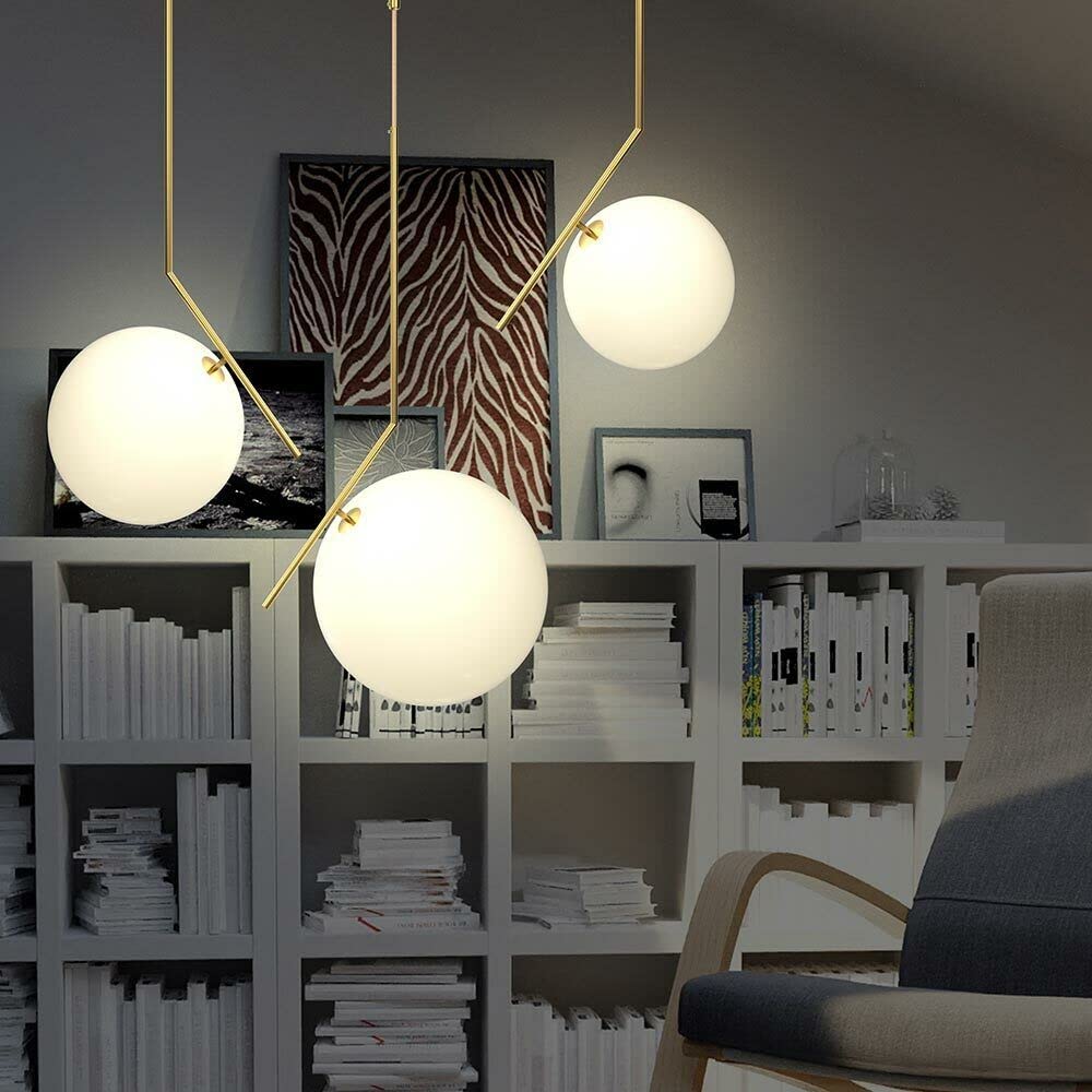 BAKAJI Lampadario Lampada Sospensione Portalampada a Sfera in Vetro Opaco Staffa in Metallo in Oro Design Moderno Attacco E27 Lampadina Max 40W Illuminazione Arredamento Casa (30 cm)