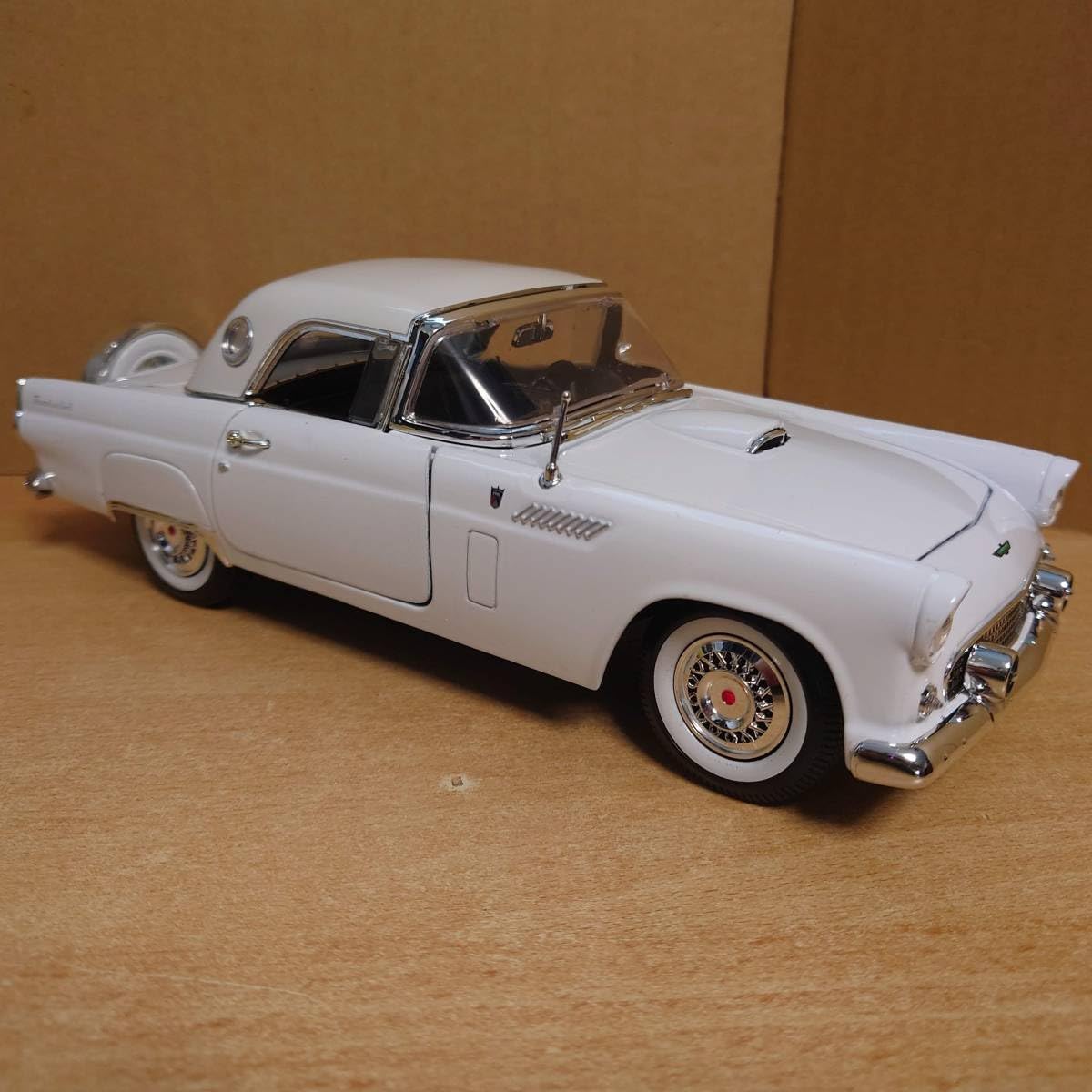 Amazon | 1/18 フォード サンダーバード オープンクーペ