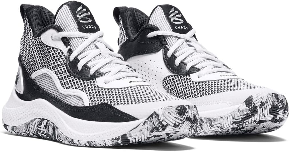 Under Armour Unisex-Child Grade School Curry 3z 24