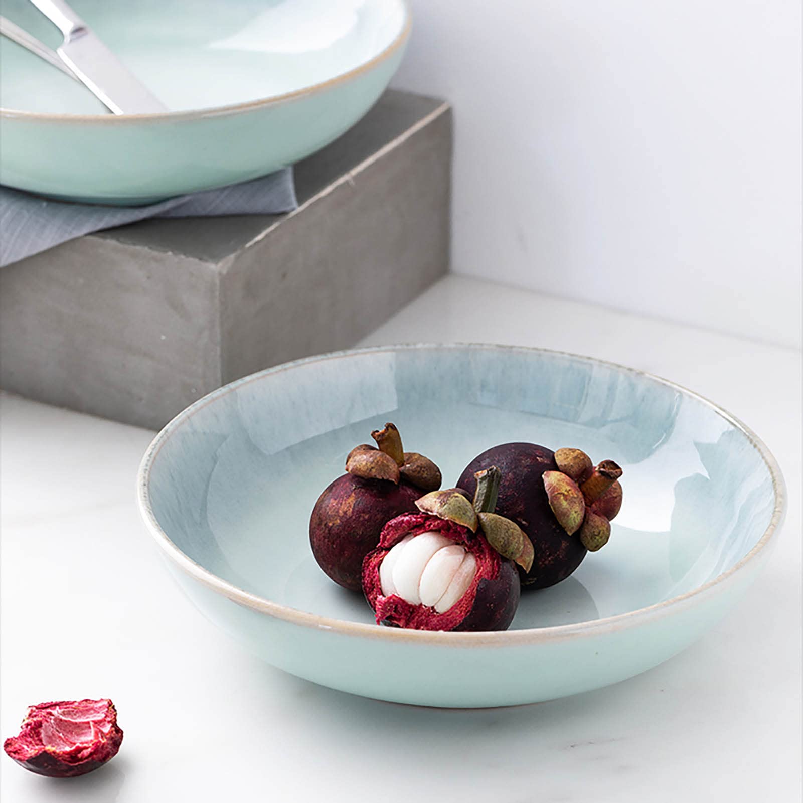 ???????(Marimocraft) Marimo Craft SPIK-304 Snoopy Curry Plate, Strawberry, 8.3 x H1.6 inches (210 x 40 mm)