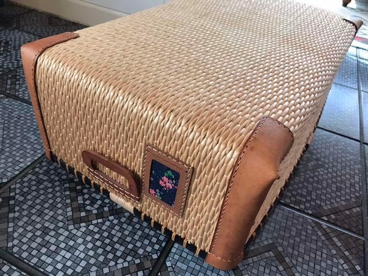 Y2706 イラン カシャーン産 サイン入り シルク100% 細密手織り ma