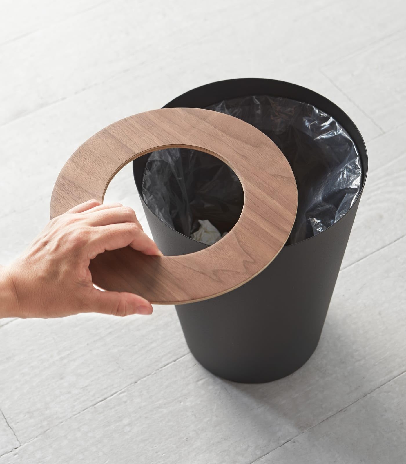 YAMAZAKI Rin Cubo de Basura, Metal, Negro, ca. 23,0 x 28,0 x 23,0 cm