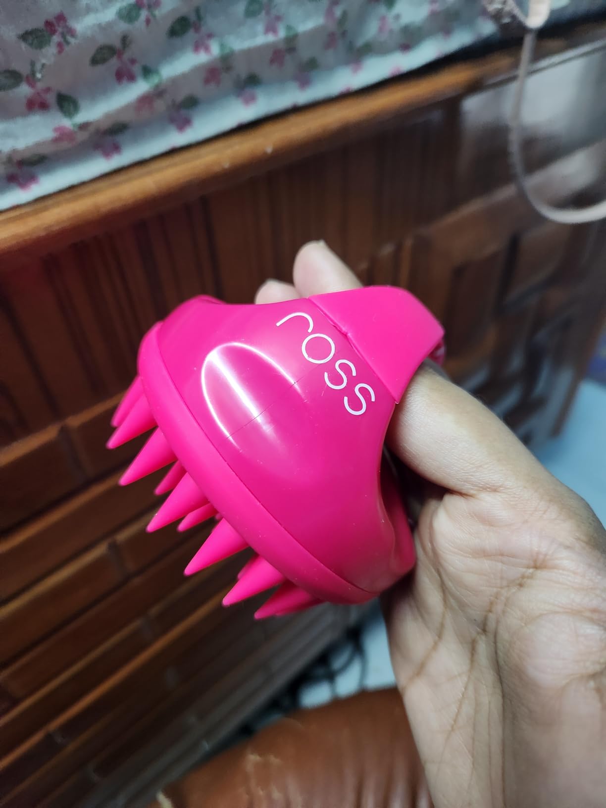 Ross Hair Scalp Massager Shampoo Hair Brush with Soft Silicone Bristles