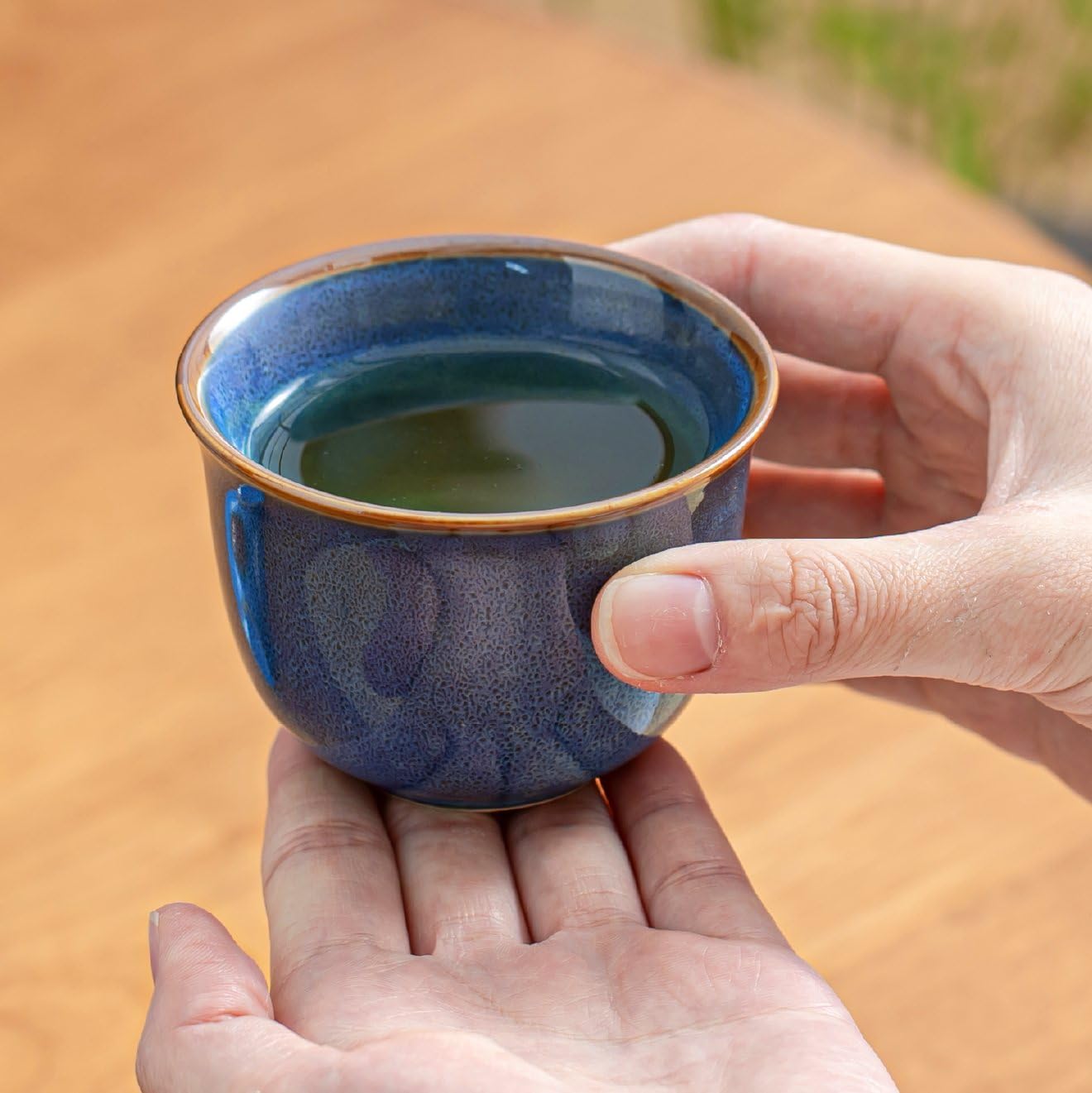 goodwei Japanisches Kyusu Teeset - Seitengriffkanne (320 ml) mit Edelstahlsieb & 4 Teetassen (110 ml) – authentisches Geschenkset für Grünen Tee (Umi)
