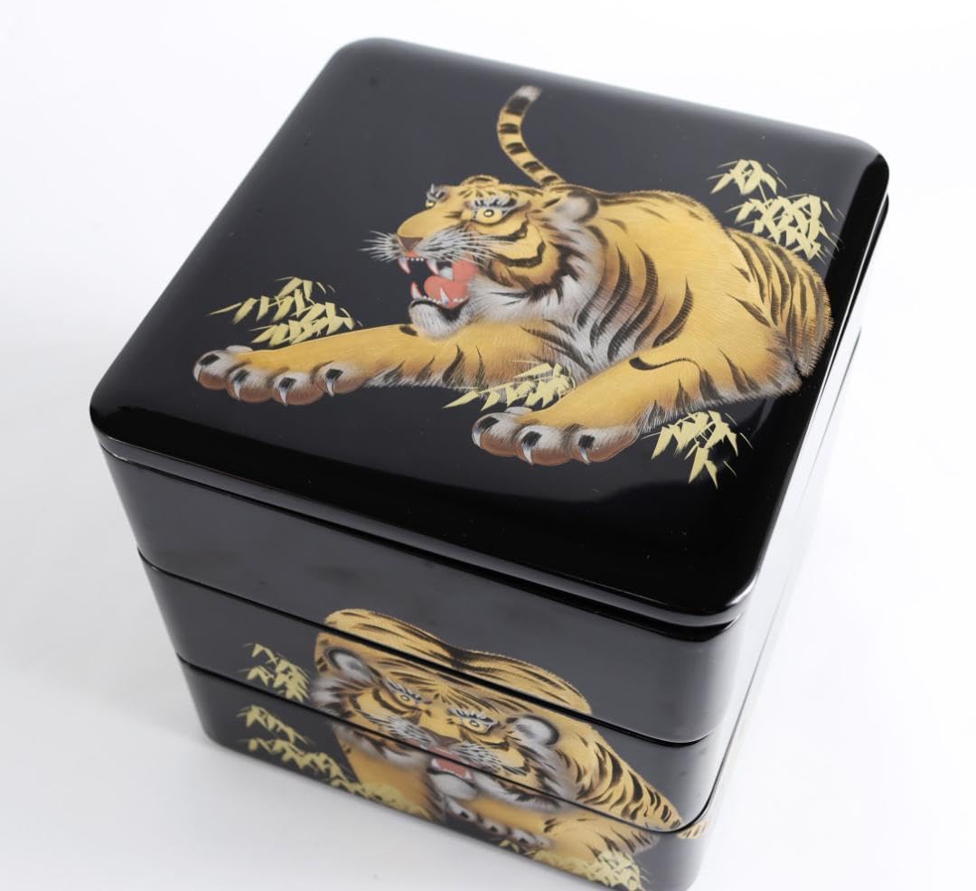 Amazon.co.jp: 寅彫漆 木製堅地 重箱 立山作 三段重 茶道具 : ホーム