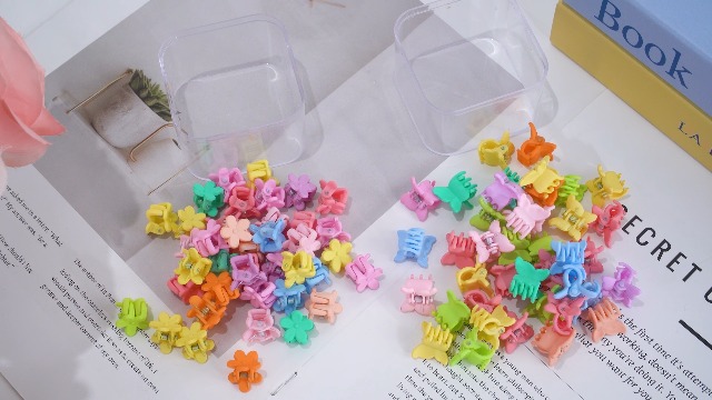 ヘアアクセサリー hanaco Amazon.com : CHANACO Butterfly Hair Accessories Set - 80 Pcs